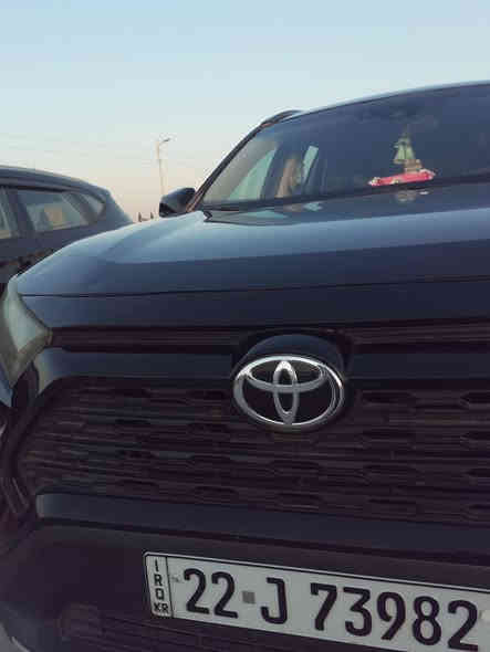 ‏السلام عليكم ورحمة الله وبركاته 
‏
‏سيارة Toyota RAV4 2021 XLE فول الفول 
‏وارد أمريكي كلين تايتل أمريكا هزه جديده
‏ بانزين فقط، بلاك ادشن من الداخل والخارج 🔥 
‏مرقمه أربيل! 
‏السيارة ماشيه 150 ألف كيلو متر 
‏ ✅ بدون تبدل ✅ بدون دواخل ✅
‏فقط صبغ صغير الباب الامامي وبارد نص اصبع من البونيد جانبا 
‏المواصفات 
‏
‏بـــواب بصمة
‏صمة تشـــغـــيل 
‏ـــاشـــة كبـــير لمس
‏كــــامــــيرا خلفية 
‏هـــانـــد بـــريـــك بصمة
‏اوتو هولد (𝐀𝐔𝐓𝐎 𝐇𝐎𝐋𝐃)
‏اوتو ستارات (𝐀𝐔𝐓𝐎 𝐒𝐓𝐀𝐑𝐓)
‏اوتو ستوب (𝐀𝐔𝐓𝐎 𝐒𝐓𝐎𝐏)
‏رادار امامي (تحديد مسار)
‏ادار جانبي (نقاط عمياء)
‏ادار خلفي (التحذير من الاصطدام)
‏ساسات امامي
‏ساسات جانبي 
‏‏حساسات خلفي 
‏نظام (𝐄𝐂𝐎)
‏نظام (𝐍𝐎𝐑𝐌𝐀𝐋)
‏نظام (𝐒𝐏𝐎𝐑𝐓)
‏نظام (𝐒𝐇𝐎𝐖 𝐧𝐨/𝐨𝐟𝐟) 
‏نظام (𝐌𝐔𝐃&𝐒𝐀𝐍𝐃) 
‏نظام (𝐑𝐎𝐂𝐊&𝐃𝐈𝐑𝐓)
‏‏تحكمات استيرن 
‏استيرن هيتر
‏‏كشن سائق كهربائي 
‏‏كشنات هيتر
‏كشنات تبريد
‏صندوق كهربائيّ شفط 
‏‏تـــبريـــد مـــركـــزي ـــبريـــد قطعتين 
‏لايتات 𝐋𝐄𝐃 ليد بلادي
‏بلوجكترات 𝐋𝐄𝐃 ليد بلادي
‏بكلايتات 𝐋𝐄𝐃 ليد بلادي
‏تدفئة للشباك الأمامي مانع ضباب 
‏للمرآة الجانبيتين 
‏
‏وبعد وبعد 
‏مكان السيارة بناحية القيارة 
‏السعر: 227 وبي مجال بسيط للأستفسار أكثر تواصل على الرقم واتساب ***********
