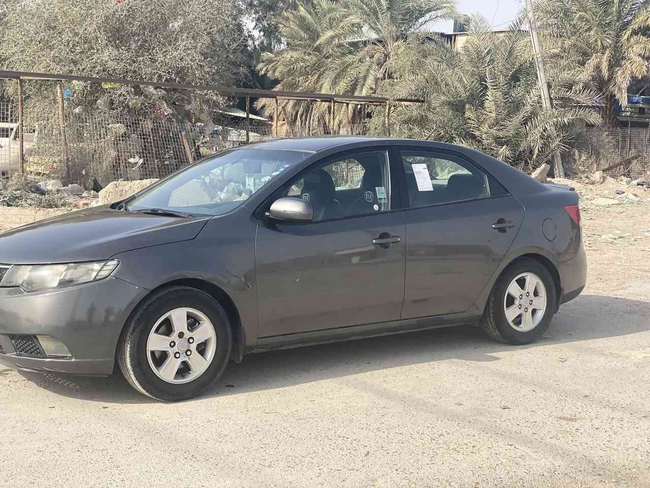 للبيع سيراتو خليجي ٢٠١٣
محرك ١٦٠٠
مري شفط 
كير ومحرك كفاله 
رقم اربيل 
تخم تاير
بيها قطعتين 
*********** وتساب
مكاني الزعفرانيه
