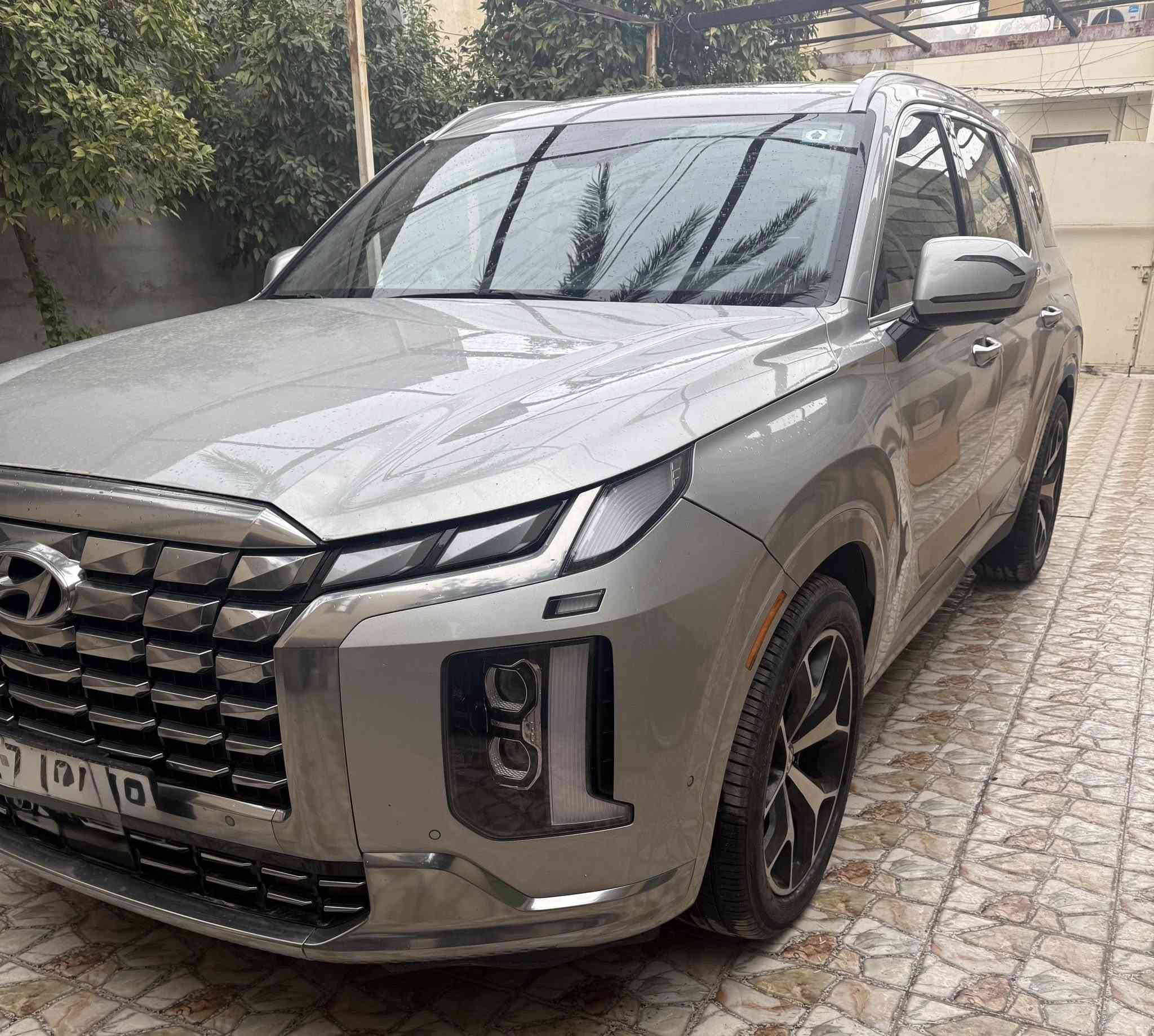 السلام عليكم
هونداي بلسايد فول الفول كلكرافي 

بسعر مناسب للكل 

2024 رقم بغداد ماشيه 39700ميل

السباره جديده بدون حادث وكلين 

حادثه منطي الهيكل السفلي فقط 

كيس المحرك مفتوح لان الضربه بي 

صور المزاد مرفقه مع الصور ورقم الشاصي

وماكو ارخص من سعره والشراي يتصل وكل التفاصيل مذكوره 

السعر 310 

مكان السياره ديالى بعقوبه 

للاستفسار ***********
