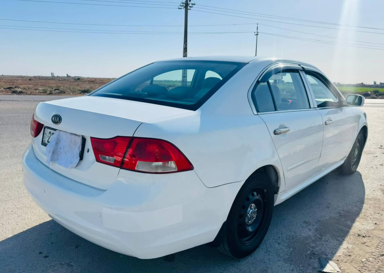 سلام وعليكم.
اوبتما. 2009
رقم اربيل انلكيزي
 بيها قطعتين مبدلات
 مابيها نقص  سياره بواسط قضاء الزبيديه
الرقم ***********
