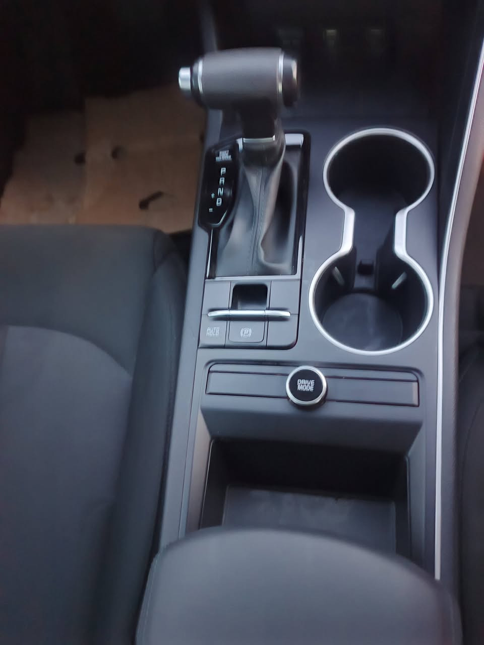 السلام عليكم// كي فايف موديل 24 ماشيه 16 الف سياره جديده ليبل واحد دخول جديد كتاب شهداء ذي قار شرط وكاله  عامه سعرها 178 بيه مجال رقمي واتساب, ***********
