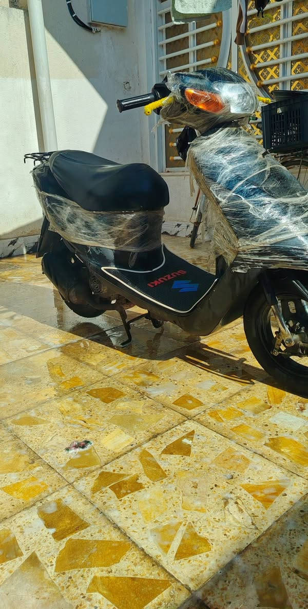 دراجه ساسوكي رياضي للبيع اوراق وكيل اتصال رقم ***********
