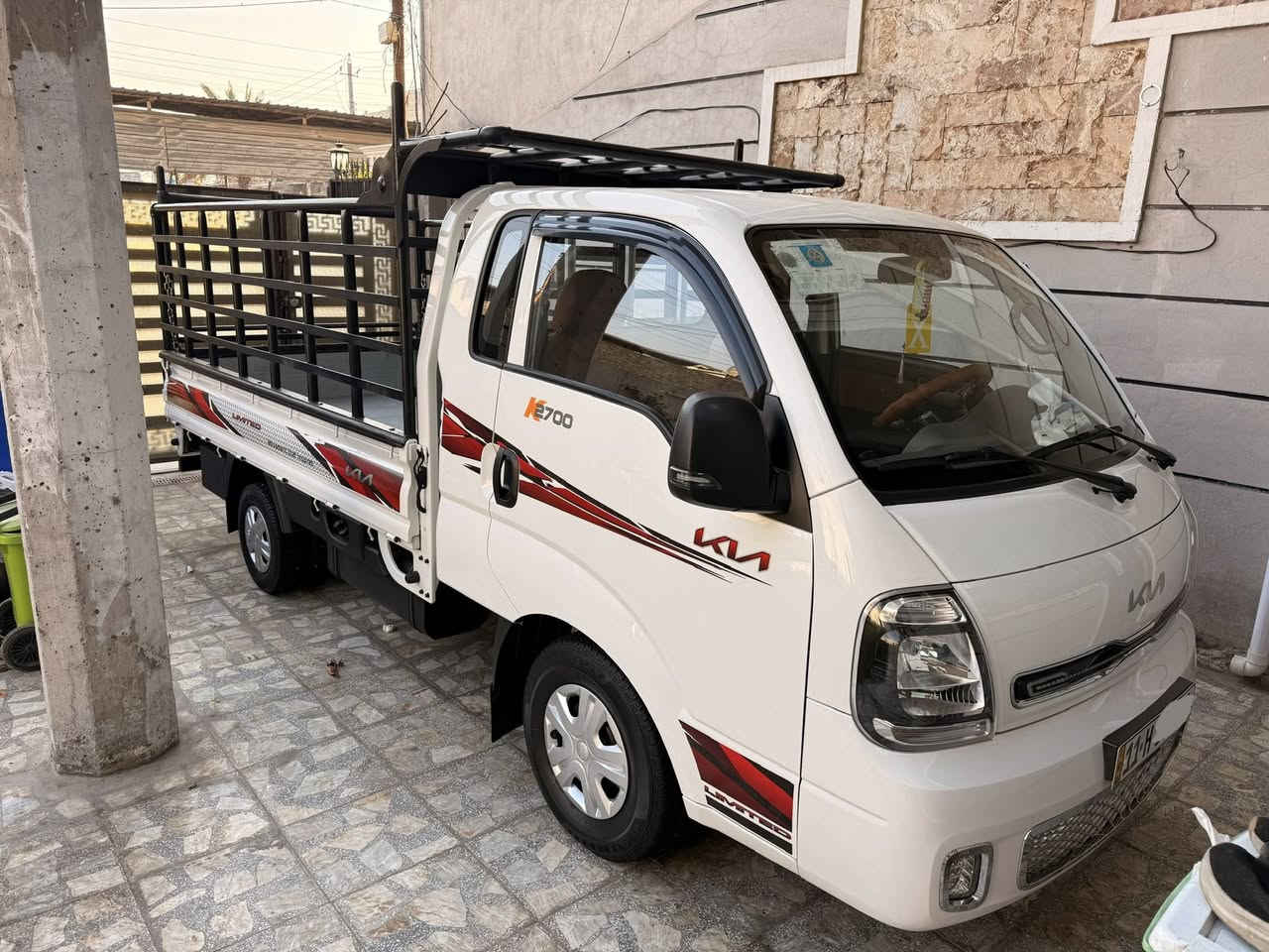 كيا بنكو 2025  رقم بغداد الجديد
2700 كير عادي 

بسمي شرط التحويل 

عداد المسافة (10.000.km)

سياره فول 1/1 دبل ايرباك ABS

  فول سستم صندوك عده تانكي ماء 

سبايدرات كششنات جلد

  سياره جاهزه للأخير كبل لشغل محجر شغل ابو سمير +دوشمة ارضية مسكر +دوشمة كشنات +غلاف بدي الثقيل 

📍مكاني بغداد 

الشراي يتصل وبخدمته

***********☎️
