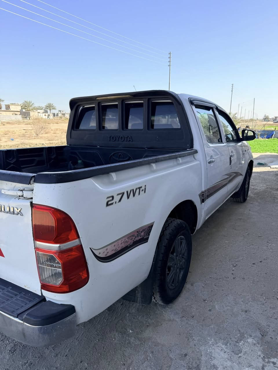 تيوتا ٢٠٠٦ بيه جاملغ وبنيد صبغ
سنويه وهزه جديد ٢٠٣١ 
تبريد شغال تخم تاير 
السعر ١٢٠ وبيه مجال 
***********
عنوان عامريه الصمود
