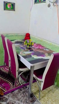 ميز طعام • نضيف • قلعة صالح ميسان