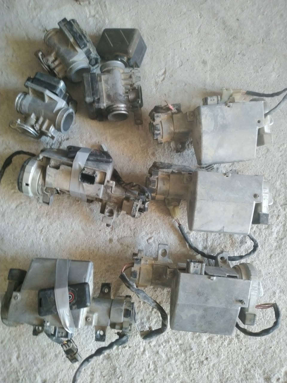 السلام عليكم متوفر بصمات جويتر  اكو بس خرايط جويتر العنوان كربلاء طويريج واتساب *********** توصيل ماكو
