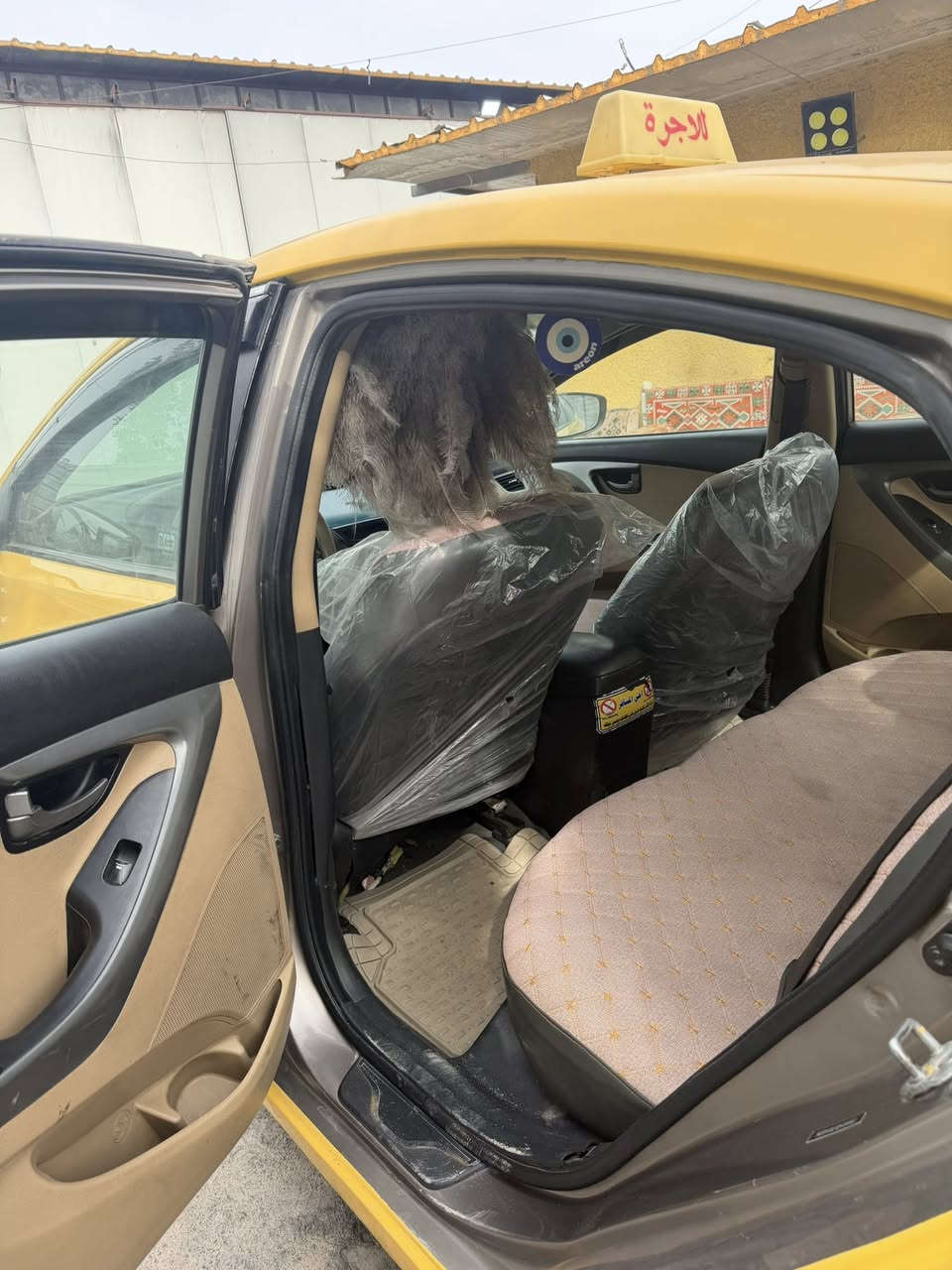 مره خصت الادمن
الانتره ١٣ حادث بس لبنيد بي طخه ومعدليه نفسه 
السياره كلش جديده ماشالله ليبل واحد كير مكينه خير من الله كهربائيات كله شغاله 
رقم بغداد لجديد مصفره هيه وغرامه ماعليه ربع  دينار مصفره 
مراوس بنيسان ناصي ***********
