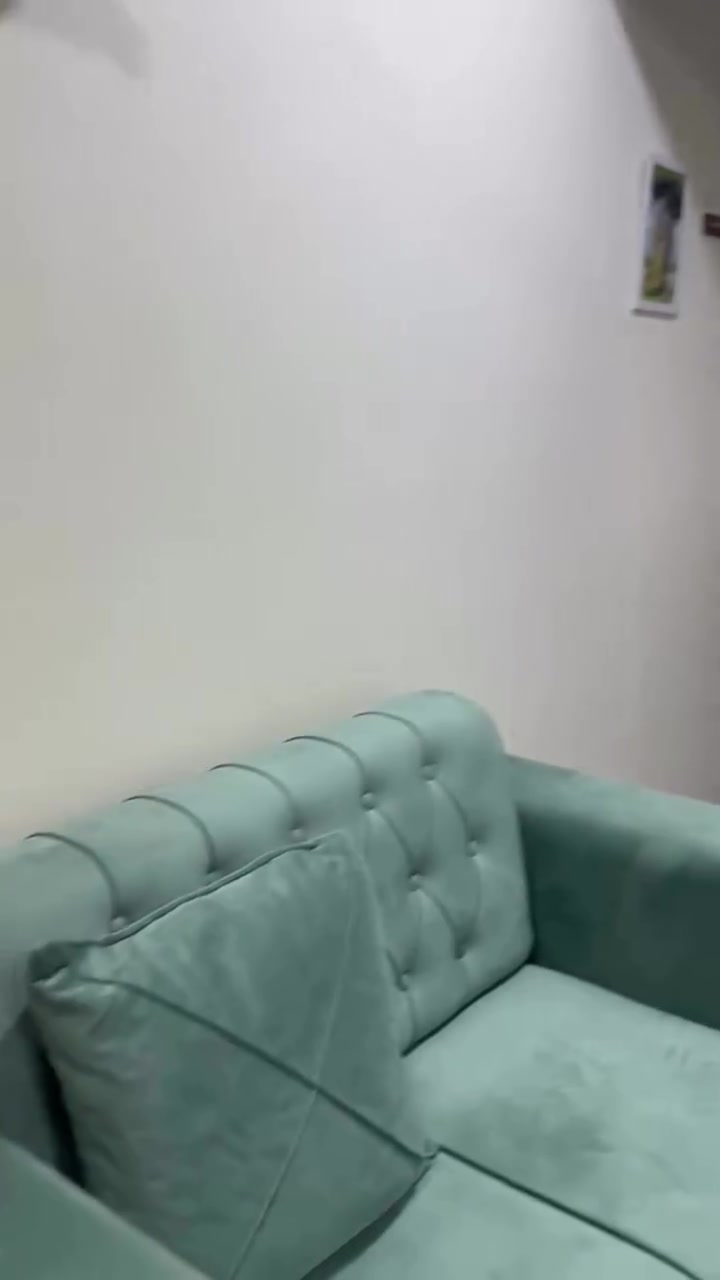 🏡 شقق مؤثثة للإيجار – المنصور / الداوودي
📍 موقع مميز قريب من جميع الخدمات
🏢 يتوفر: طابق أرضي، أول، وثاني
⚡ كهرباء 24 ساعة

✨ التفاصيل:
🛏️ غرفة نوم
🛋️ صالة مع مطبخ مشترك
🚿 حمام 🪑 مؤثثة بالكامل
🛗 البناية مجهزة بمصعد حديث
📹 نظام كاميرات مراقبة متكامل
👨‍💼 مناسبة للموظفين والموظفات
🎓 مناسبة للطلاب والمتغربين
💰 الإيجار الشهري: من 900,000 إلى 
950,000 الف دينار عراقي

🔎 رمز العقار: 415
📱اتصال ***********
💬 واتساب: ***********
✨نستقبل كافة العروض السكنية والتجارية✨
رابط قناة الواتساب 
https://whatsapp.com/channel/0029Vb7Uz8yDp2Q3t1cIWg30
#شقةللإيجار #شقق_إيجار #مفروشة_بالكامل #عقارات_اليرموك_المأمون_الداخلية_القضاة_الحمراء_السفارات_القادسية_الحارثية_حي_الجامعة_الخارجية_العدل #عقارات_المنصور_الأميرات_الداوودي_حي_المتنبي_المهندسين_حي_العربي_المالية_حي_دراغ_البيجية_العناب
