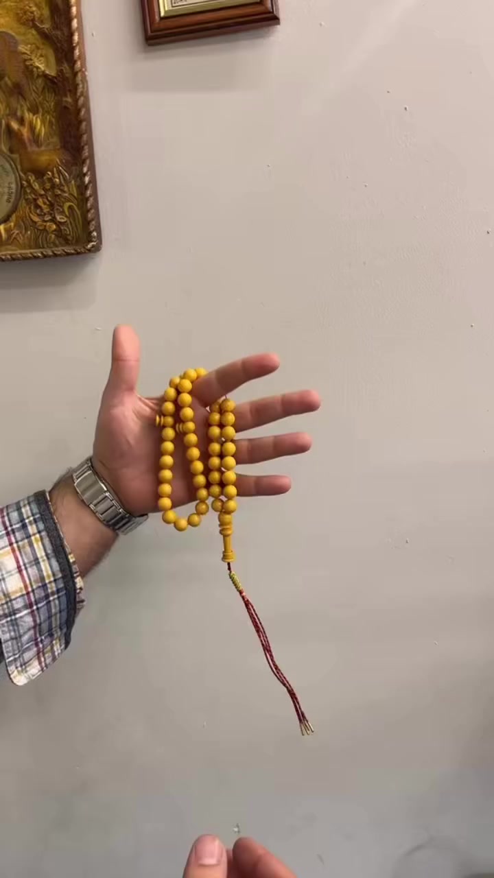 مسباح دمينو
عدد الخرز 45
الوزن 60غرام
كصة مدعبله 12*12
للحجز تواصل 
 خاص او واتساب ***********
 #العراق
