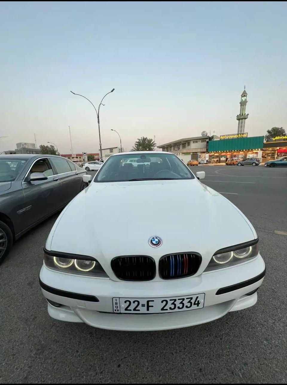BMW مودیل ١٩٩٩ محدث 2001
حجم 528دبل ديجيتال رقم الهاتف *********** كركوك, العراق
