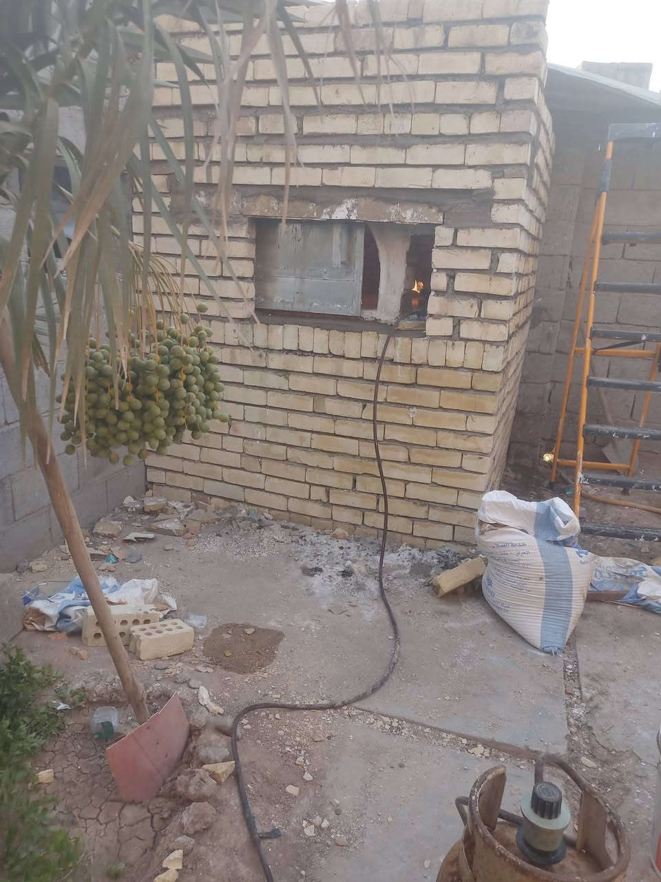 ابو حسين النجفي لبناء الافران الصمون وافران البيتزا ***********/***********
