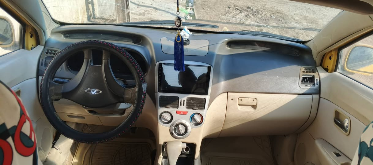 اخوان السلام عليكم شيري فلاوين للبيع موديل 2011 سياره كامله مكمله كل شيء ما بيها خياس بيبان  الاماميه فقط كير ومكينه كورولا بيكاتشو سنويه نافذه بالاثنين و  22 قفلها 15 ورقه رقم الهاتف ***********
