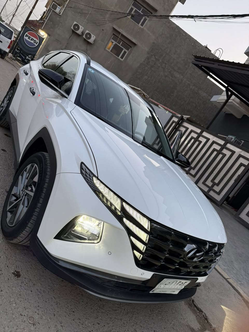 السلام عليكم
من رخصة الادمن المحترم
توسان 2024 خليجي استلام شركة القلم
موصفاتها الفول قماره حديد -بصمه تشغيل عن بعد
_2 كرسي كهرباء 
-بردات خلفيه 
_ رادار توقف ذاتي
_ مري شفط
_ بلوجكترات وية دوران السيارة
وبيهة بعد مواصفات
ماشيه 38 الف السياره جدا جديده 
رقمها بغداد باسمي
السياره مكفوله كلها كير ومكينه على وضع الشركة عدا طخة صغيره صارت اباب السايق موضحة بالصور بالبي دي ار ترجع
السعر 212 وبيهة مجال بسيط
مكاني بغداد الدورة
***********
