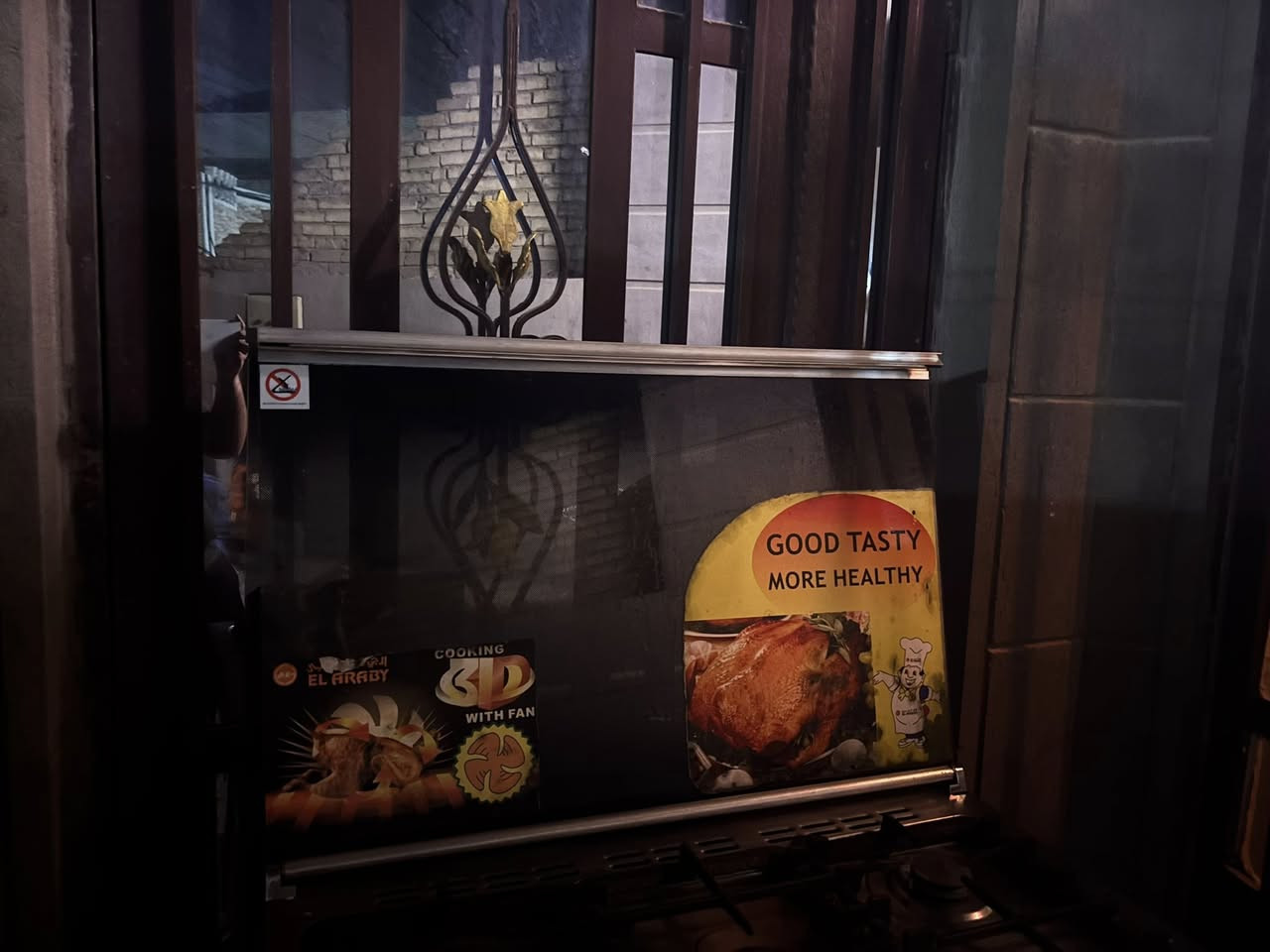 فرن كهربائي شغال مستخدم كما موضح في الصوره
وطباخ غازي وفرن غازي مستخدم كما موضح في الصوره فقط العين الي بلنص متشتغل يحتاجه تنظيف السعر قيم واخذ


**إذا كنت صاحب هذا الإعلان وتريد حذفه لأي سبب، رجاءا أرسل رسالة إلى الدعم الفني**