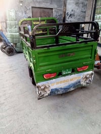 ستوته شحن نضيفه كلش عشر بطاريات خمسه كبار وخمسه زغار مكاني بغداد الشعب...