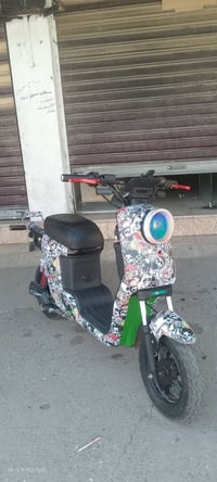 R9 • بطارية منفوخة • شاشة معطلة