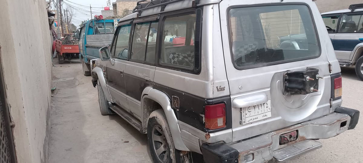 سلام عليكم كالوبر 1993 بغداد الماني مشروع وطني مكينه و كير كاز سوبر مكفوله جديده  السعر 35و بيها مجال و اذا مراوس حسب القناعه العنوان بغداد مدينه الصدر حي طارق الوسط رقم الهاتف *********** و متواجد على واتساب
