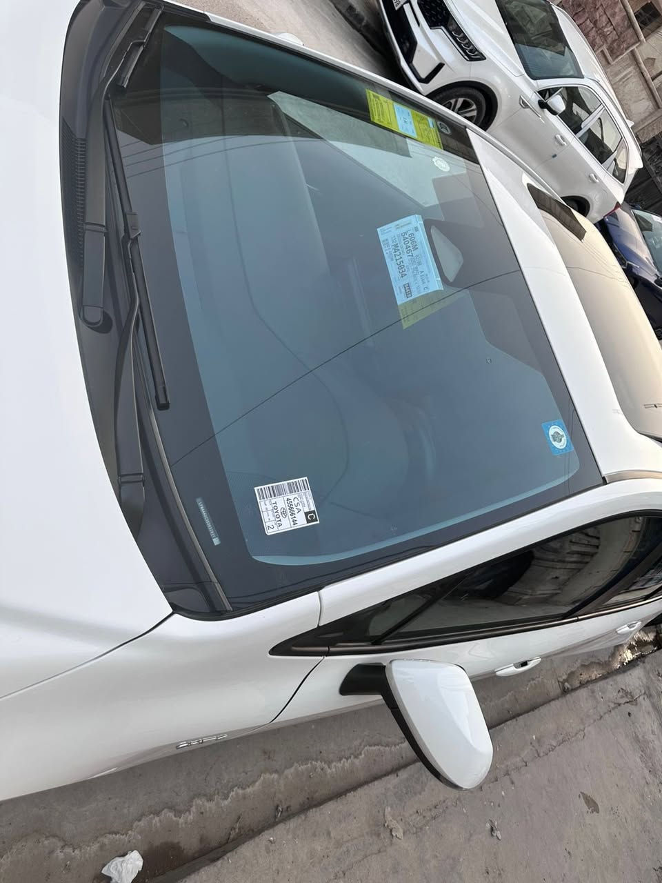 السلام عليكم
كورلا خليجي موديل 2025 محرك 1800 هايربد بانزين السيارة فول واحد ع واحد من عدا كشنات كهرباء السيارة ماشية 13 والسيارة بأسمي والسيارة مكفولة كفالة عامة من عدا اكو رصعه بسيطه بالصندوق مسحوبه وشخوط بالدعاميه بسيطه باقي السياره مكفوله 
والمكان السيديه
والسعر 154$
وهذا رقمي ***********
