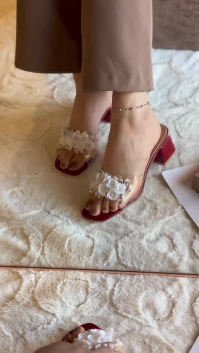 ⁨	⁨	شحاطة كعب نازكة 🌸
شغل راقي ، كوالتي عالي 
قاعدة مريحة 
ارتفاع 5 سم 
القياسات 37_38_39_40_41
السعر 20 ♥️✨.

📍الفرع الاول : العامرية شارع العسل مجاور مكتبة العسل
📍الفرع الثاني : العامرية شارع العسل مقابل مجمع اليزن
📍الفرع الثالث : الاعظمية شارع الضباط مقابل كص الآغا البغدادي⁩⁩⁩


**إذا كنت صاحب هذا الإعلان وتريد حذفه لأي سبب، رجاءا أرسل رسالة إلى الدعم الفني**