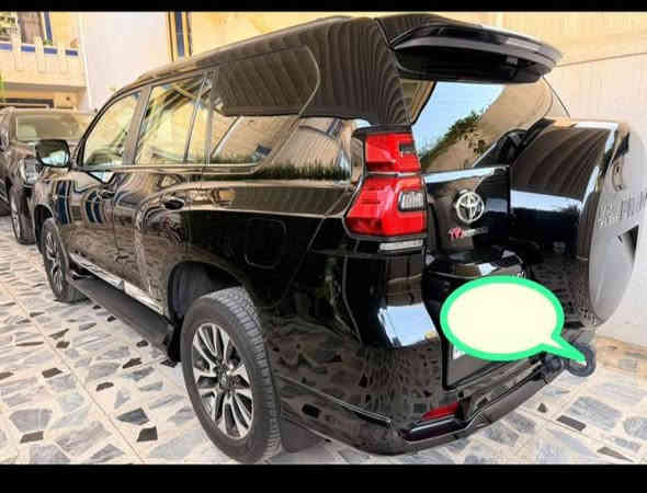 السلام عليكم 
برادو 2023 
Vx 
كاميره وحده
تيوتا العراق شركة جيهان
كشنات جلد 
تبريد كشنات
تحكمات ستيرن
انارة ترحيب
ماشيه 57
مواصفات السياره معروفه
السياره مكفوله من كلشي وتبديل دهن وسيرفس بالشركه
رقم دهوك مكانها الموصل 
السعر 485 ورقه 
***********
