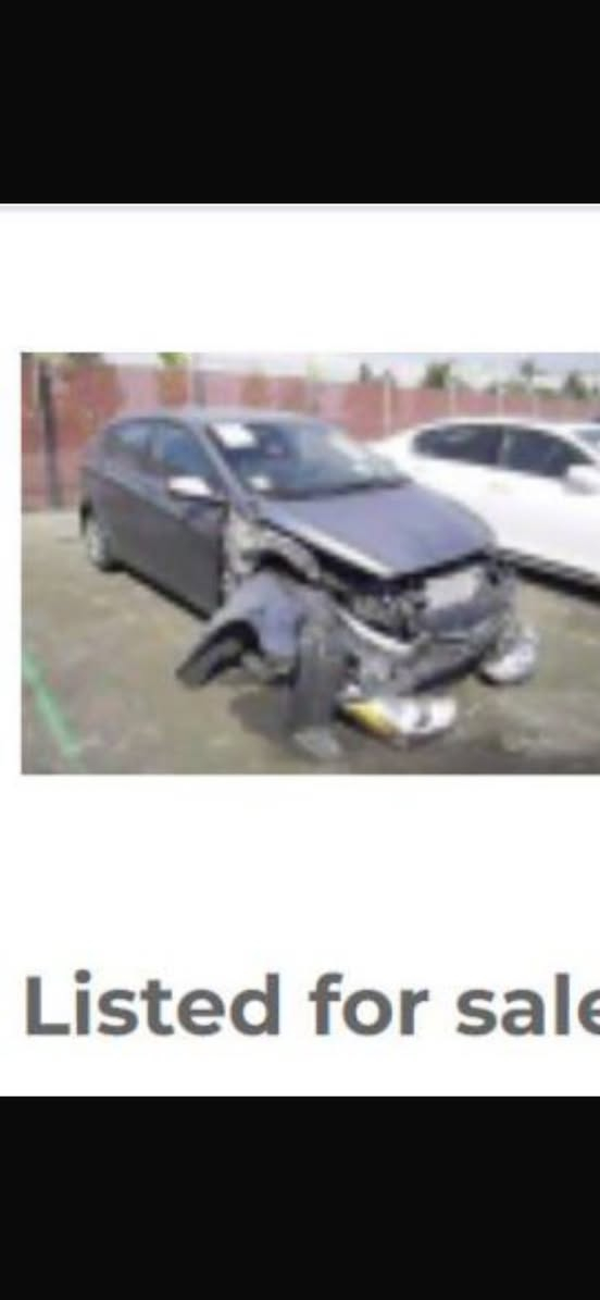 من رخصت الادمن
اكسنت ١٣ امريكي هذا حادث وبيها صبغ رش باب ساىق ووراكب فقط رش جاهزه من كلشي محرك وكير بدون فتح سنويه غير نافذه مكانها كربلاء سعرها ٧٨ ورقه 
***********
