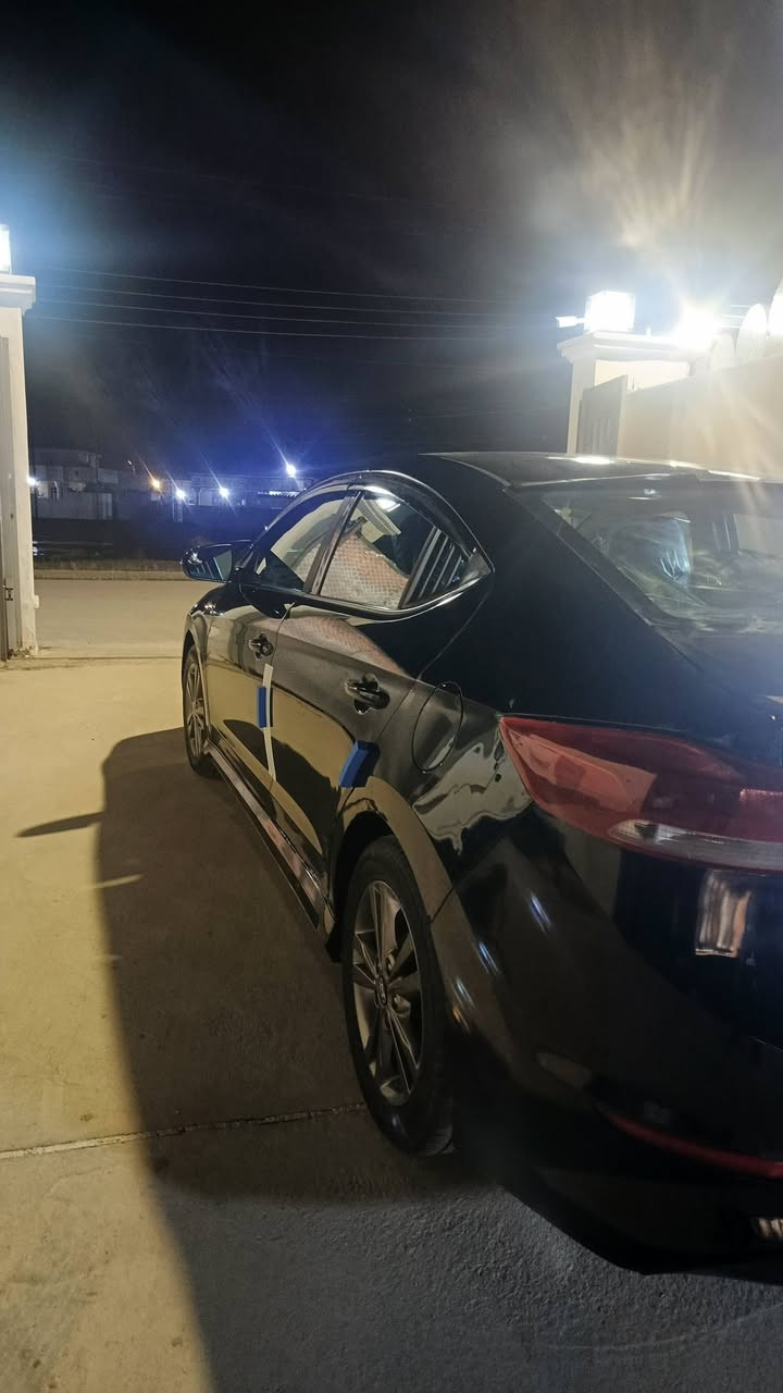 يالله السلام عليكم
هونداي النترا  

امريكي 

موديل 2018  نضيفه 

كير عادي  معروضه 105 او بيهه مجال بصيط 

 رقم ***********
