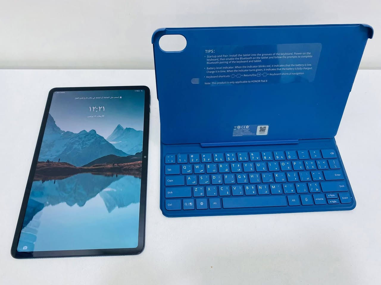 ايباد HONOR Pad 8
snapdragon680 معالج
الذاكره 128 گيگا
دقه الشاشه 2000×1200
حجم الشاشه 12
بطاريه عملاقه 8000
جهاز نضيف بالباكيت
الملحقات كيبورد + شاحنه الاصليه
مع كارتون الجهاز 
السعر 230 بيه مجال بسيط
اتصال او واتساب ***********
