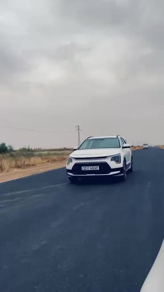 كيا نيرو هايبر ماشيه 50 الف قابل للزياده
كرسي كهرباء 
كشنات تدفئه تبريد 
ثلاث انضمه قياده 
ستيرن تدفئه
كشنات خزن ميموري
نقطة عمياع
نورمال/ ايكو/ سبورت 
تحديد مسار 
اوتو هولد دكمه 
رادار امامي خلفي وجانبي
رادار توقف ذاتي في حال ممنتبهه للتصادم 
سياقه ذاتيه 
تبريد قطعتين
جنطة كهرباء 
تشغيل عن بعد   
بعد هواي بيهه مواصفات 
السياره باسمي تحويل ثاني يوم 
بيه بارد 3 اماكن
السعر 155 وبيه مجال  
السياره جاهزه للخير
مكان السياره بغداد الكرخ 
الرقم***********
مرواس حسب القنعه
