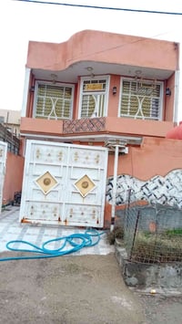 بيت طابقين • ١٤٠م • ٤ غرف