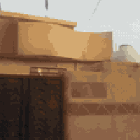 بيت للبيع زعفرانيه قرب الامانه شارع 40 بناء كامل من كل شيء السعر 90 وا...