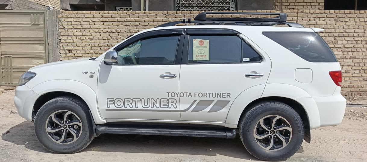 للبيع تيوتا فورجنر موديل 2006 مكينه 6 سلندر   السياره جاهزه من كلشي السياره تبريد  ثلج   خلفيه امامي كامرات شاشه السياره  خير من الله سعر 152 بيها مجال  رقم بصره بسمي *********** العنوان السماوة
