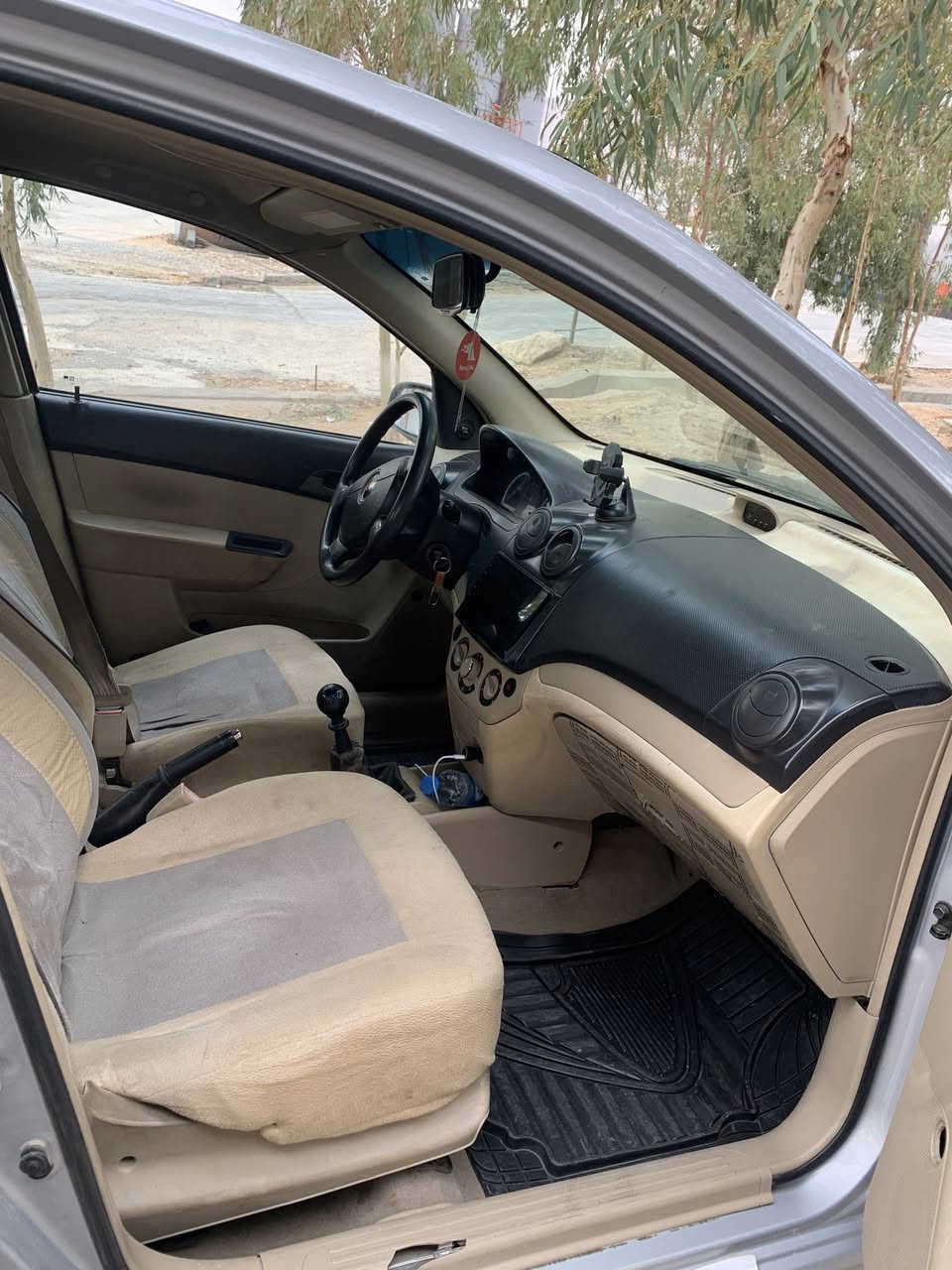 افيو موديل ٢٠١٠كيرو مه كينه كه له ك لاون رقم و سه نه وي جديت سه ر نافي من هتا ٢٠٣٠كاشا وي هتا هيفا٨سبغ دو قتعه كه له ك باشقه بي كه  هلينه سعر٦٣و مه جال رقم ته لا فون***********
