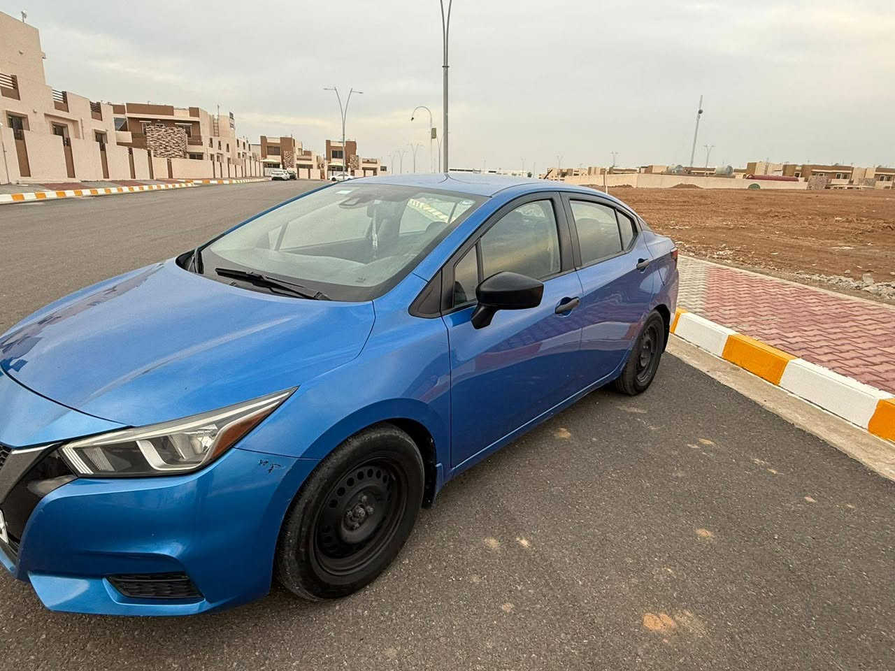 سلام عليكم
نيسان فيرسا 2021
 بيها قطعتين صبغ 
 سنويه جديده بأسمي وهزه جديده رقم اربيل
تبريد تدفئه بشرط جاهزه من كلشي كير ومحرك بشرط مكاني كركوك السعر 113$ وبيها مجال /للاتصال ***********
