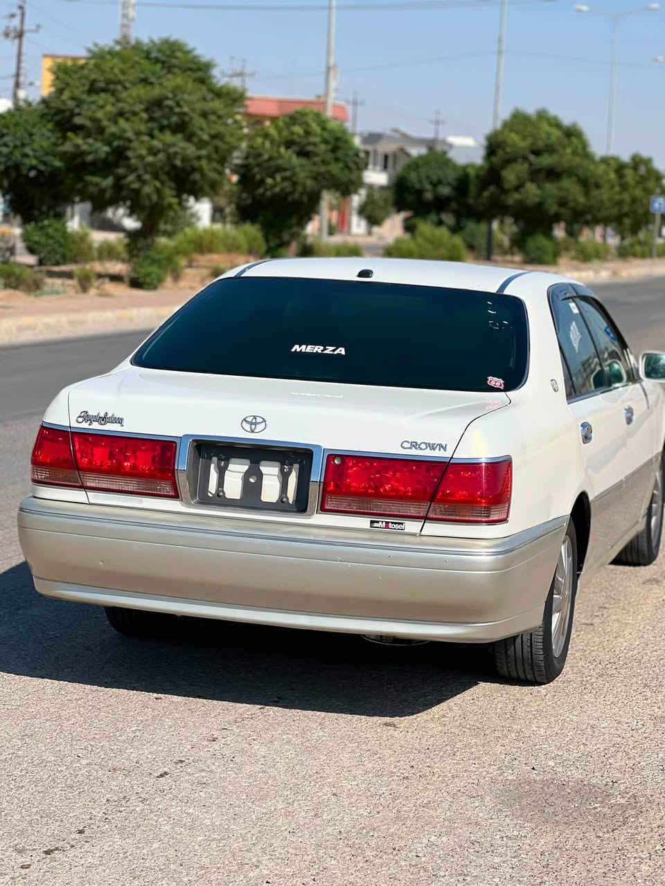 مەلیکە مووس دیفۆربچووک ٢٠٠٣ پەردە
٤ کوشن کارەبا ناوزەرد تاعدیل سورعە
ویل نەجمەی نەوتی بێ بۆیاخ ئێراقو ئەوروپا 
سەیارەکە کۆدی هەیە بەس سفر سفر چالوشخوت مەگەرێ
سپێری دانەبزیوە  ١٨٥ رۆشتوە کاکە گیان هاتیتە لای سەیارەکە وەکو وەسفەکان نەبوو مەسروفەکانت دەدەمەوە سیعری ٥٧ مەجال مەلێ هەیە بە ٥٠ کاکە وەکو ئەم سەیارە نەماوە لە شارەزوورم سەیارەکە وەسف هەڵناگرێت ***********
