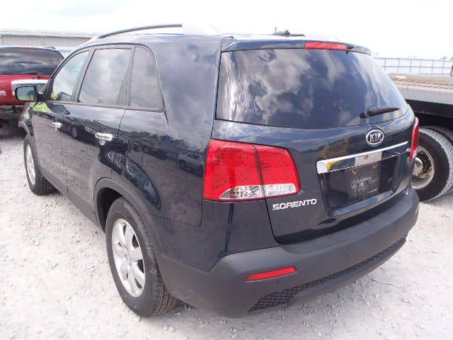 سلام عليكم كيا سورنتو موديل2013 وارد امريكي حادثه بس الدعاميه موجود حادث مرفق بالصوره مكينه2400 رقم بابل الدولي السياره مالبيت سياره جاهزه موصفاتها شاشه كبيره كامره دواره تدفه كشنات قطعتين تبريد حساسات اماميه خلفيه.  السعر127 وبيه مجال    رقم التلفون ***********  مكان السياره بابل مشروع المسيب
