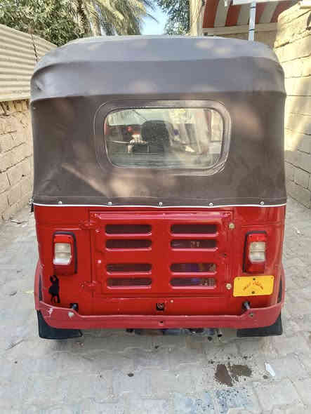 سلام عليكم 
تكتك للبيع موديل ٢٠١٨ رقم وسنويه بسمي التكتك معمره تعيمير عام من حداديه وسمكره وصبغ حراري وجاهزه من كلشي السعر ٤ ونص وبيه مجال مكاني طوريج ***********
