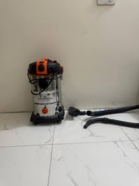 مكنسة كهربائية • ألمانية • شفط مياه