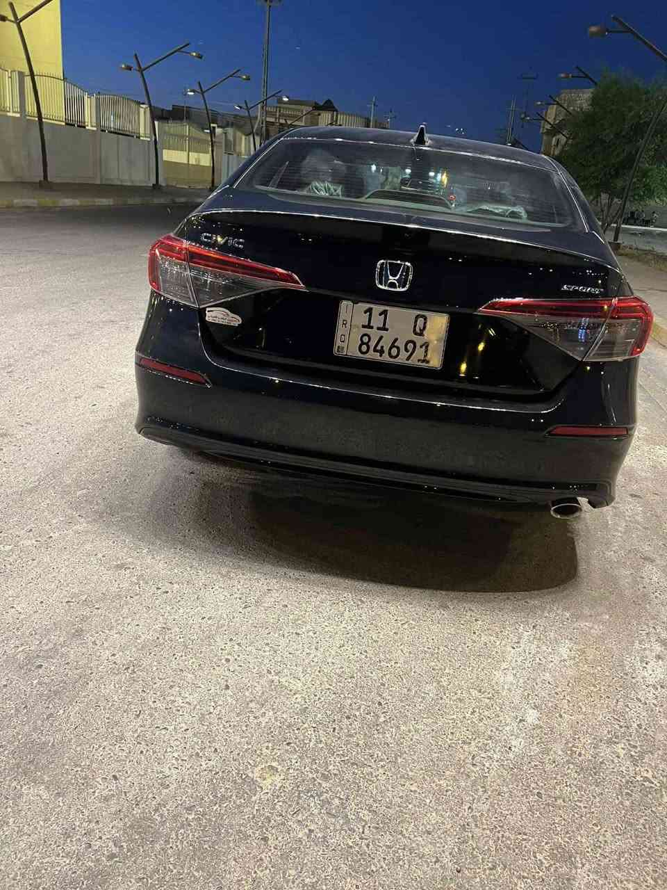 السلام عليكم مكلف بالنشر. سيفيك سبورت للبيع موديل 24 رقم دولي بغداد مكفوله عدا دعاميه ولايت بس فتح رادار امامي كامره خلفيه توقف ذاتي تثبيت سرعه تنفس طبيعي ماشيه 34 الف تحويل مباشر  مكان الفلوجه السعر 160 وبيهه مجال. اتصال ***********

