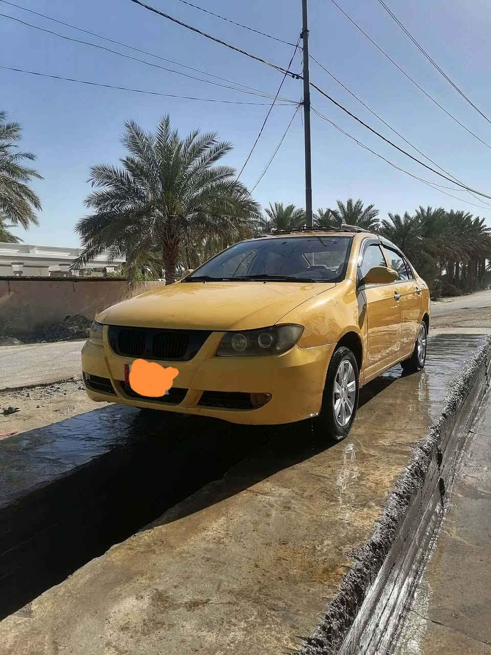 ليفان 620 بلاديه مابيها صبغ فقط الدعاميات  
بيها جراد مثل ماواضح مكاني بابل رقمها بغداد باسمي 
*********** السياره حلوه مال شغل ع باب الله
