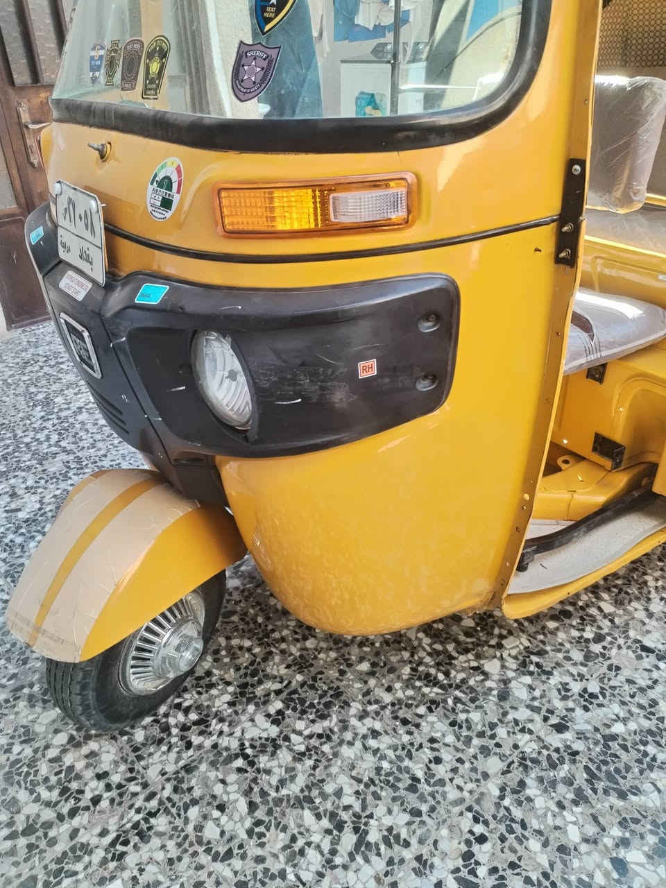 سلام عليكم تكتك 2020/11 تكتك رقم وسنويه خير من الله مصبوغه صبغ عام بدون ضربه تعال وبيك خير ودلل محرك خير من الله الرقم *********** المكان بغداد الشعب
