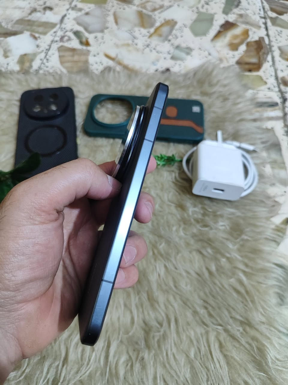سلام عليكم اخوان جهاز هونر ماجك 8 برو فلاكشب شركه هونر واقوه اجهزه الفلاكشب لسنه 2026 معروف مواصفاته من احدث معالج ومنضومه كامرات جهاز مكفول كفاله عامه ذاكره 512 ملحقاته كفرين لاسق حمايه اطار حمايه الكامرات وشاحن الاصلي 100 واط عدا الكارتون مموجود للبيع او المراوس بسعر مليون و50 الف فقط مابي عمله اخوان رجاء لا تراسني او تخابر وتكول جوه هذا السعر مكاني بغداد مدينه الصدر توصيل ماعندي للاستفسار خاص او وات ساب ***********
