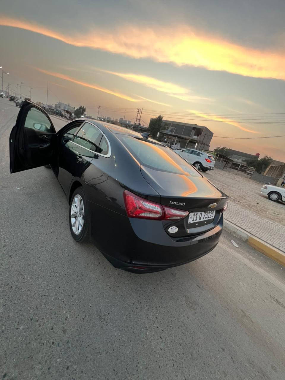 سلام عليكم ماليبو موديل 2022بغداد حره  حادثه باب فقط ولباقي مكفوله نص فول سعر ١١٠ وبيه مجال عنوان واسط صويره ***********
