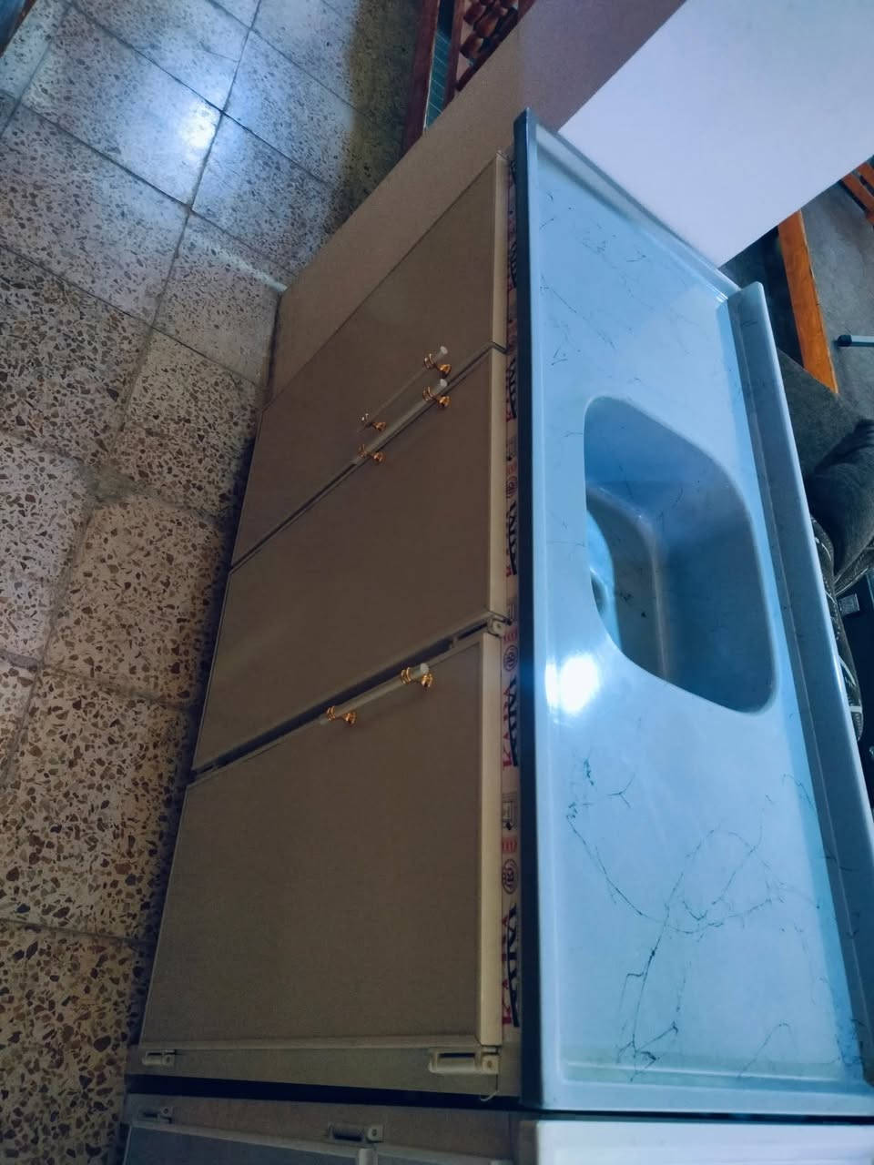 وصول وجبه جديده من الكاونترات
معرض ابو كرم لبيع الاثاث المستعمل والجديد 💥💥
وشراء جميع انواع الاثاث المستعمل 💥💥💯
  للتواصل واتساب اواتصال ***********--***********
العنوان /(دهوك فايدة)-قرب زراعة فايدة وخلف قائم مقامية شنكال
