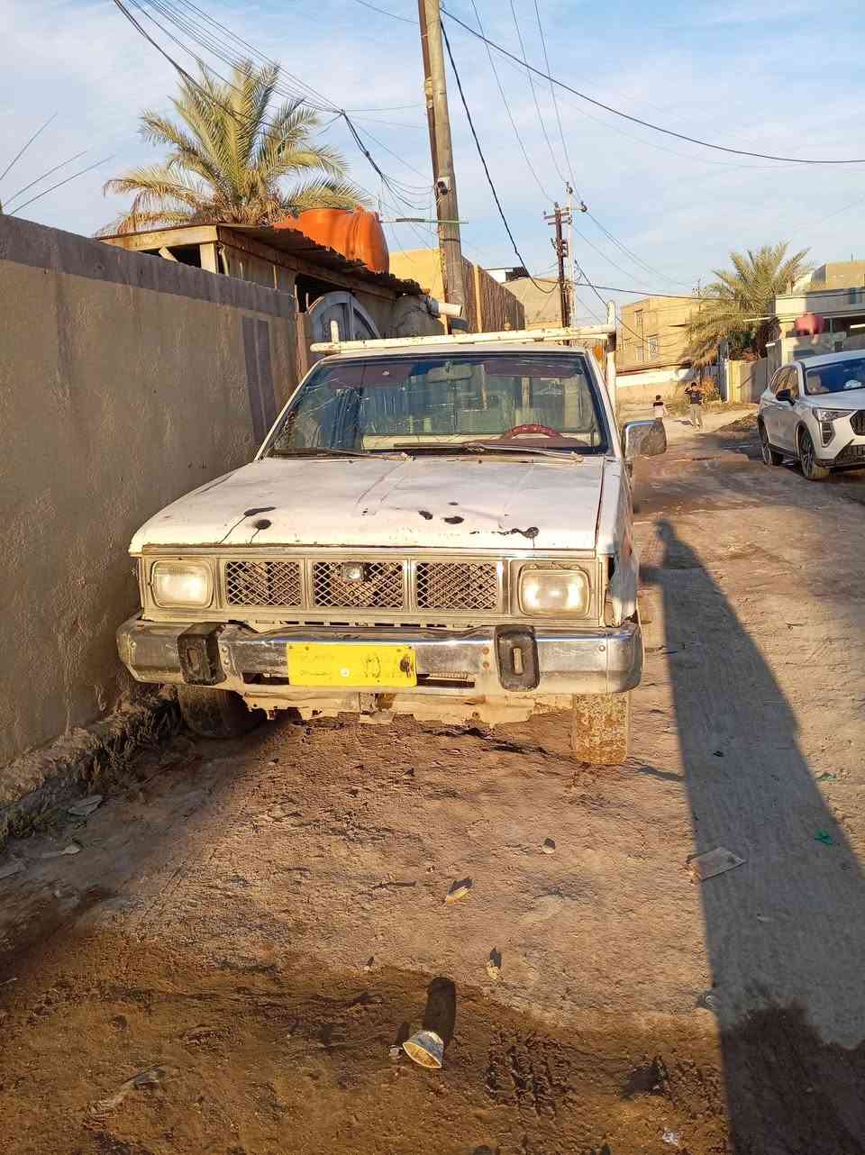السلام عليكم سياره بيكم للبيع موديل 89 رقم بغداد صدامي مالكها متوفي السعر 15 ورقه  مكان بابل الاستفسار على هذا الرقم ***********
