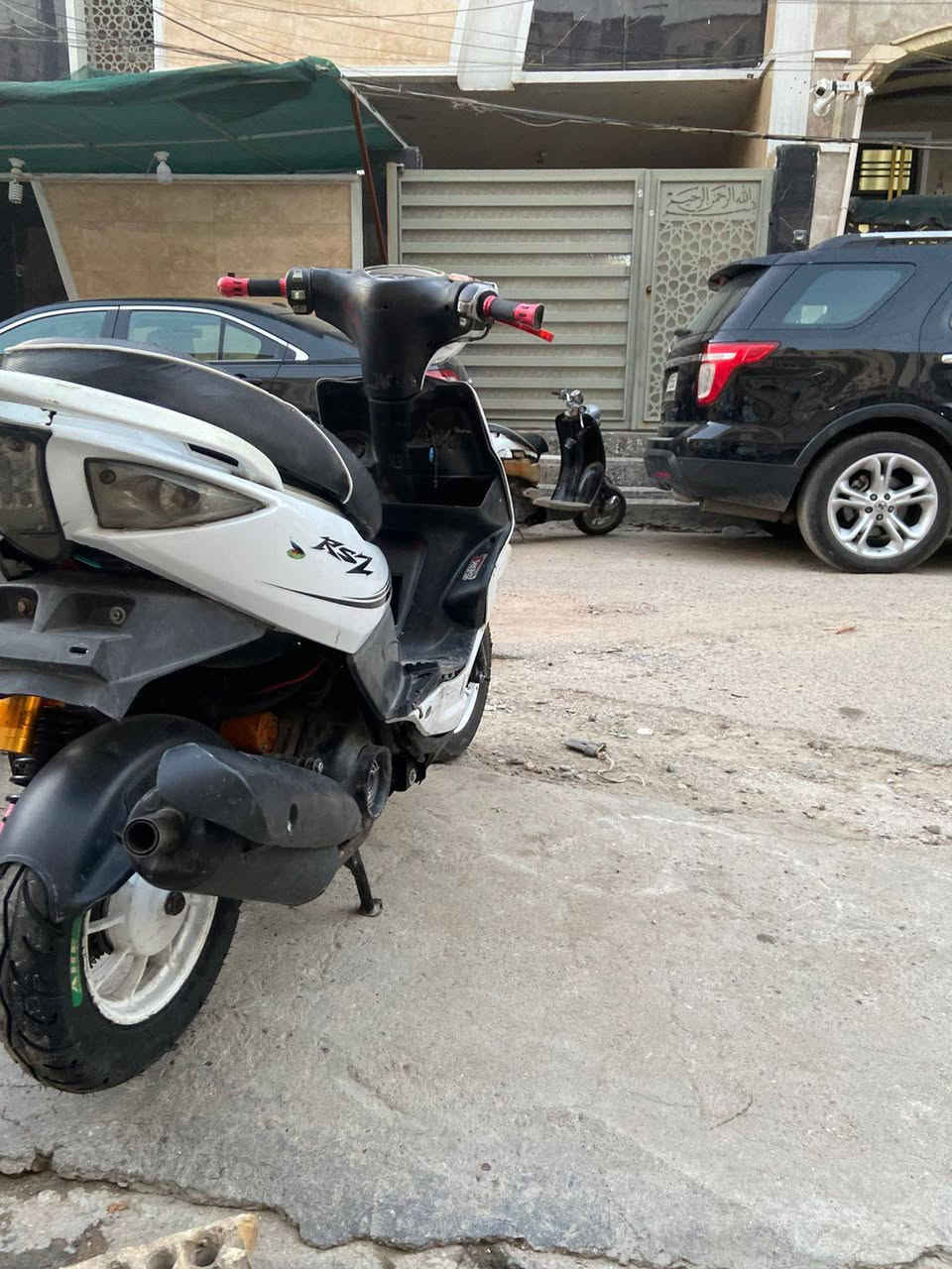ماكس مضلع 120 نكره سلف بكل وقت العنوان الكاضميه الطي سعر 500وبيهه مجال متواجد وتساب***********
