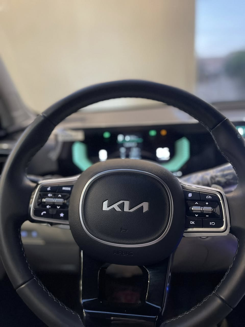 سورنتو 2025 ماشيه 4 زيرو فول عد البنراما ويل 20 كشنات جلد بلاد تدفأ تبريد بالكشن منفذ شحن بالكشن كير ماوس سايد بريك بصمه حساسات إماميه خلفي شفتات رقم أربيل مكاني بصره الشراي يتصل ويدلل ***********
