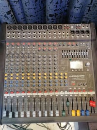 داينكورد ١٠٠٠ • نظيف مكفول • سوق الشيوخ