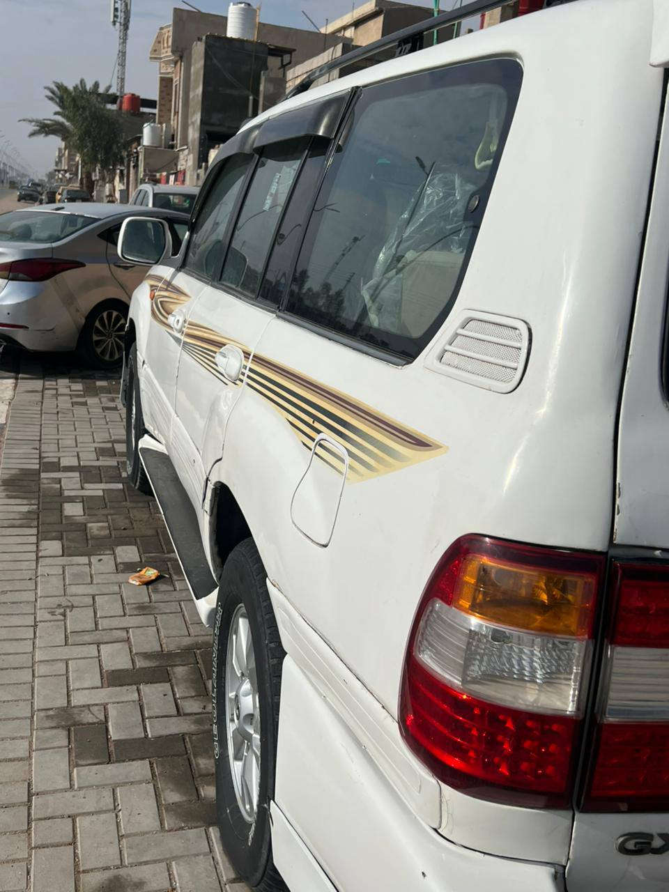 سلام عليكم مونيكا ٢٠٠٣ سياره بيه جفيه على صفحت العبري سياره كير ستوه شديته ١٥ ورقه كهرباء تبريد حداديه سياره مابيه نقص سياره بل بصره رقمهه بغداد   للبيع سعر ١٠٠ سياره  رقم ***********
