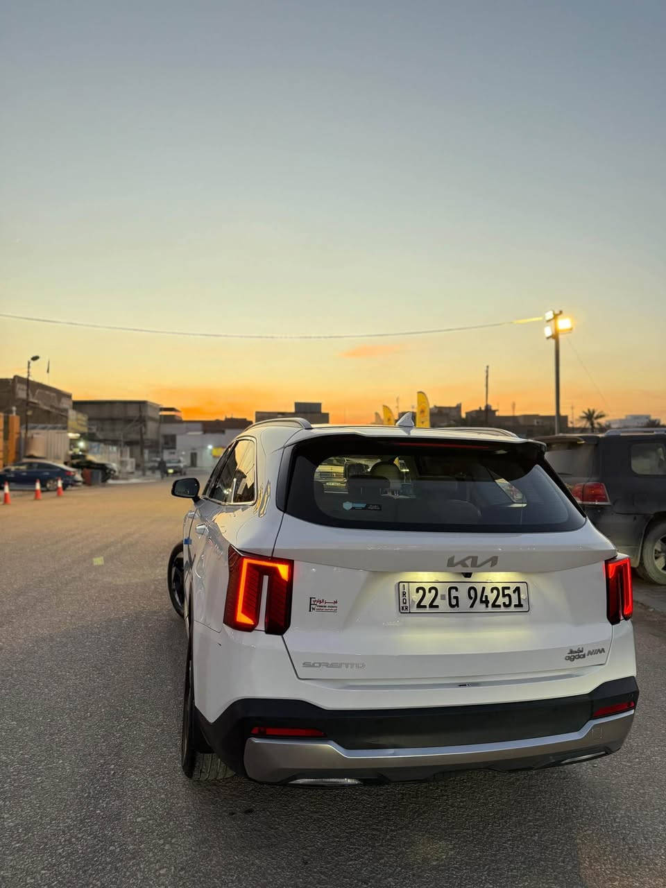 موديل 2024
السيارة فول بصمة بنوراما وبعد مواصفات السورنتو المعروفة السيارة ماشيه 35الف
السيارة كفالة عامة
رقم اربيل الجديد
مكانها نجف 

سعرها 322 وبي مجال بسيط 
السيارة امانة تخبل واحله من الصور 
الاستفسار الاتصال عل الرقم 
*********** النجف, العراق
