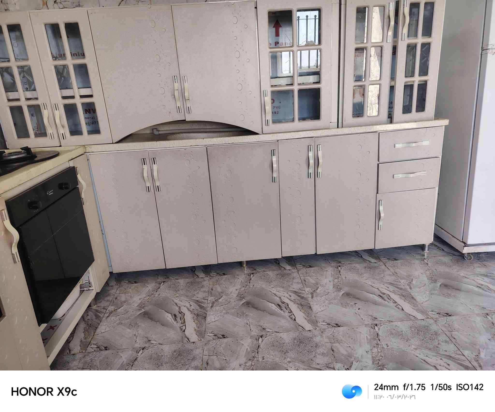 كونتر جديد البيع السعر 550  التواصل عل الرقم ***********
